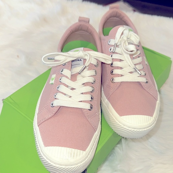 Rose Canvas Sneakers - Picture 3 of 4